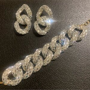 Elegant Silver Jewelry Set